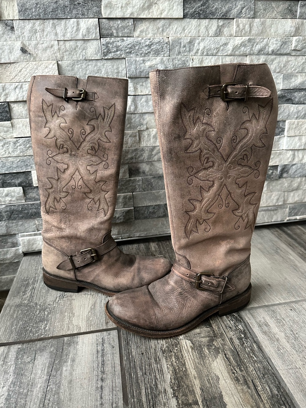 MIZ MOOZ Leather Western Ankle Booties Size 9